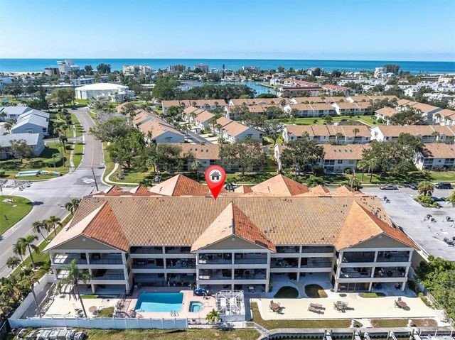 300 CAPRI BOULEVARD 6, Treasure Island, FL 33706