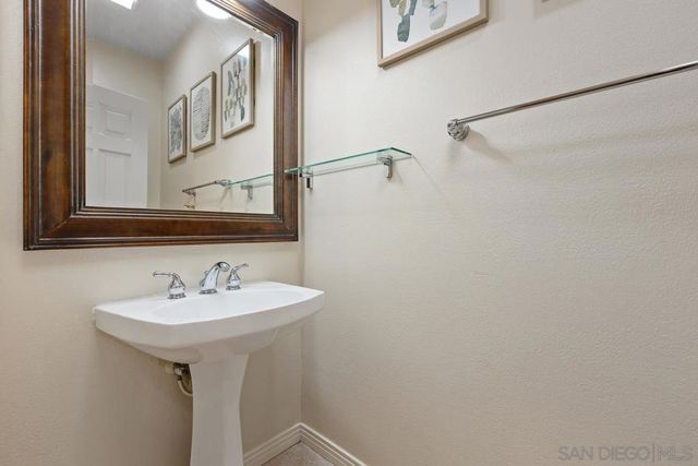 2157 Berwick Woods, Fallbrook, CA 92028