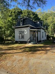 1034 Williams Street, Jackson, MI 49203