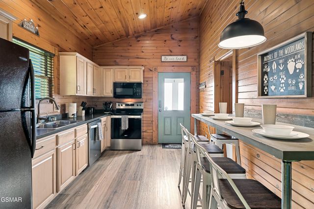 511 Houser Road, Gatlinburg, TN 37738