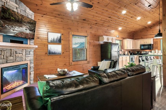 511 Houser Road, Gatlinburg, TN 37738