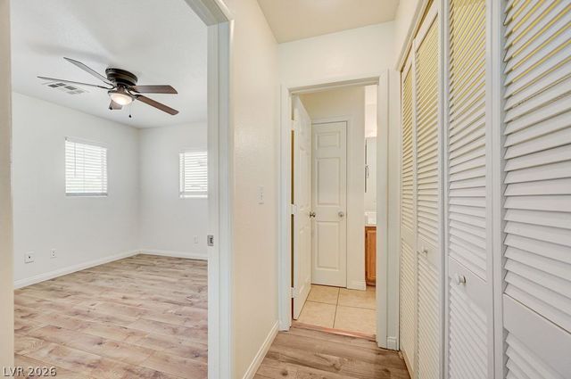 7242 Forefather Street, Las Vegas, NV 89148