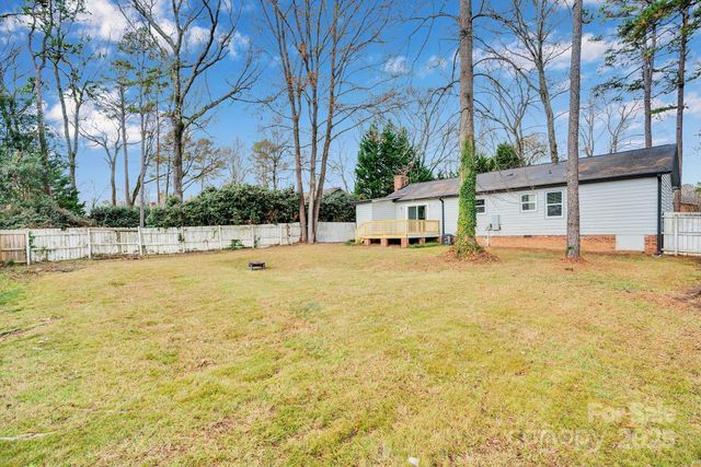 1440 Jodhpur Court, Charlotte, NC 28212