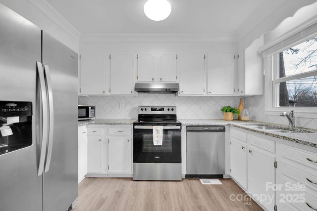 1440 Jodhpur Court, Charlotte, NC 28212