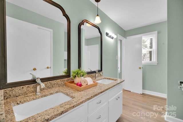 1440 Jodhpur Court, Charlotte, NC 28212