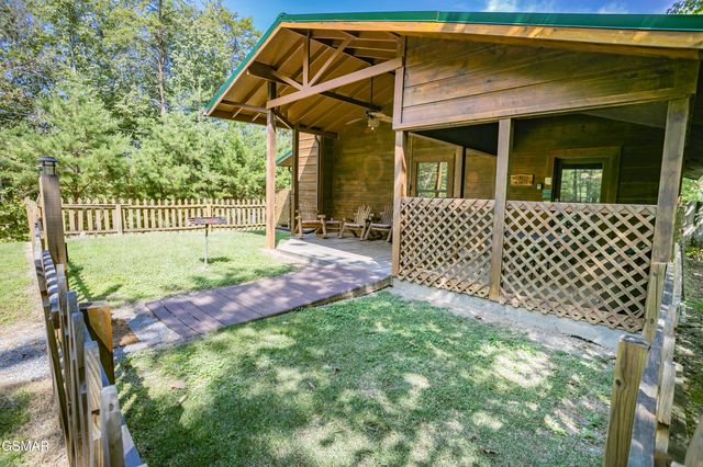 853 Lloyd Huskey Road, Pigeon Forge, TN 37863