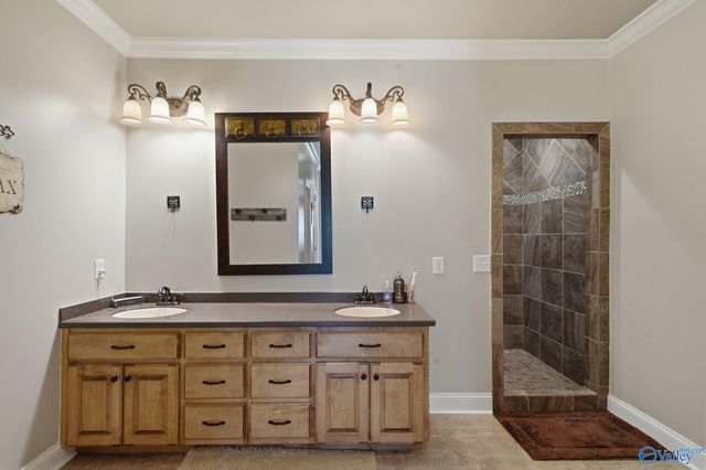 79 Woodbury Lane, Albertville, AL 35951