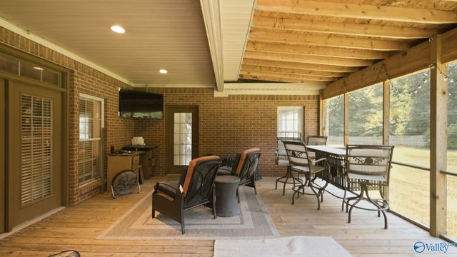 79 Woodbury Lane, Albertville, AL 35951