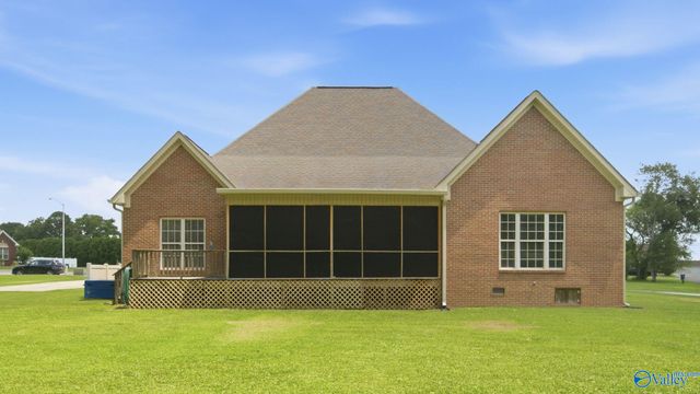 79 Woodbury Lane, Albertville, AL 35951