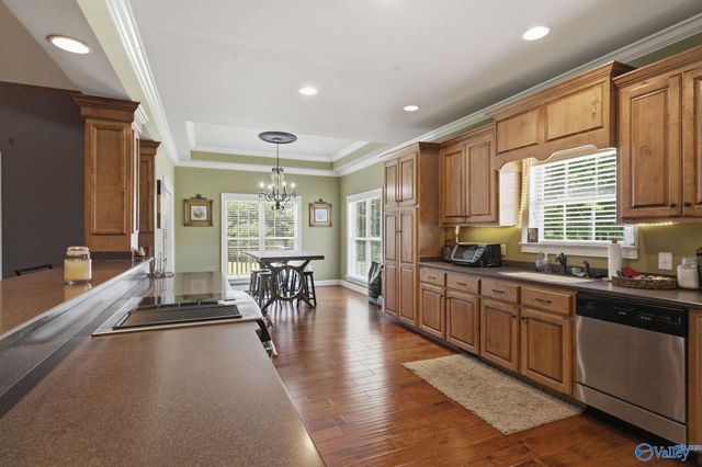 79 Woodbury Lane, Albertville, AL 35951