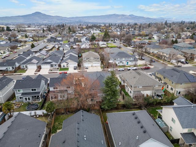 679 Kaitlin Lane, Medford, OR 97501