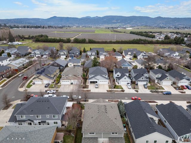 679 Kaitlin Lane, Medford, OR 97501