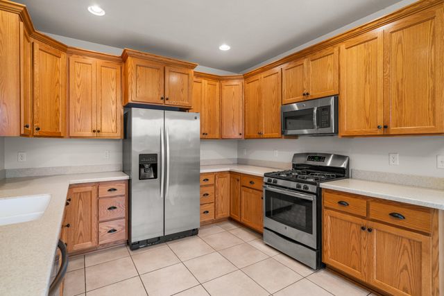 679 Kaitlin Lane, Medford, OR 97501