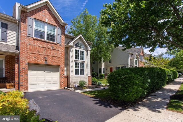 114 WILLIAMSBURG WAY, Lansdale, PA 19446