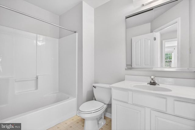 114 WILLIAMSBURG WAY, Lansdale, PA 19446