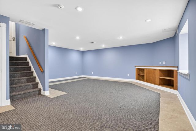 114 WILLIAMSBURG WAY, Lansdale, PA 19446