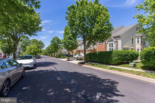 114 WILLIAMSBURG WAY, Lansdale, PA 19446