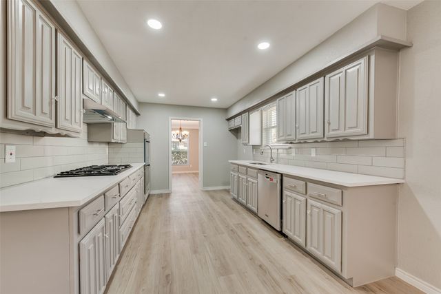 238 Roma Drive, Duncanville, TX 75116