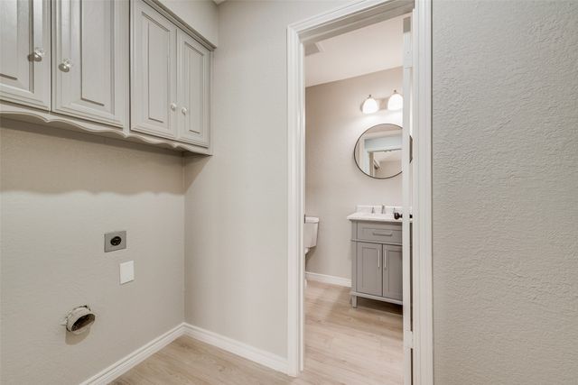 238 Roma Drive, Duncanville, TX 75116