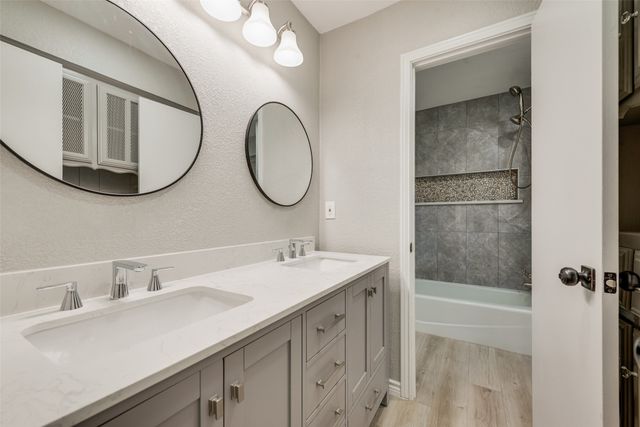 238 Roma Drive, Duncanville, TX 75116