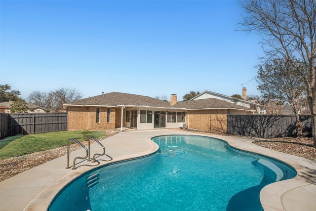 238 Roma Drive, Duncanville, TX 75116