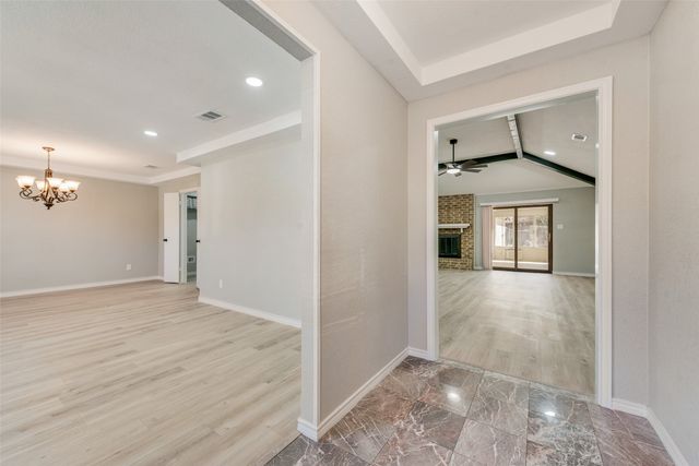 238 Roma Drive, Duncanville, TX 75116