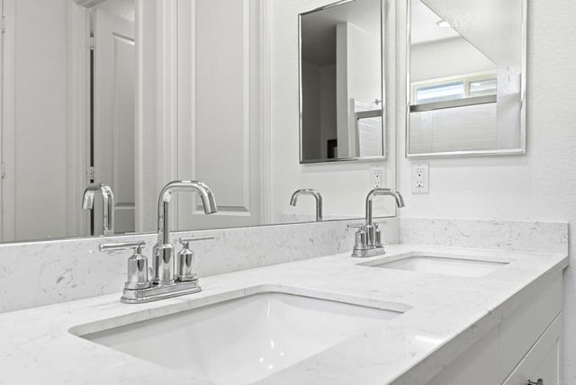 2409 Tulip Dr, Perris, CA 92570