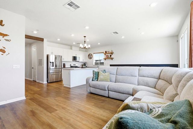 2409 Tulip Dr, Perris, CA 92570