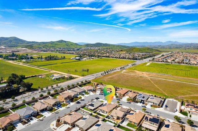 2409 Tulip Dr, Perris, CA 92570