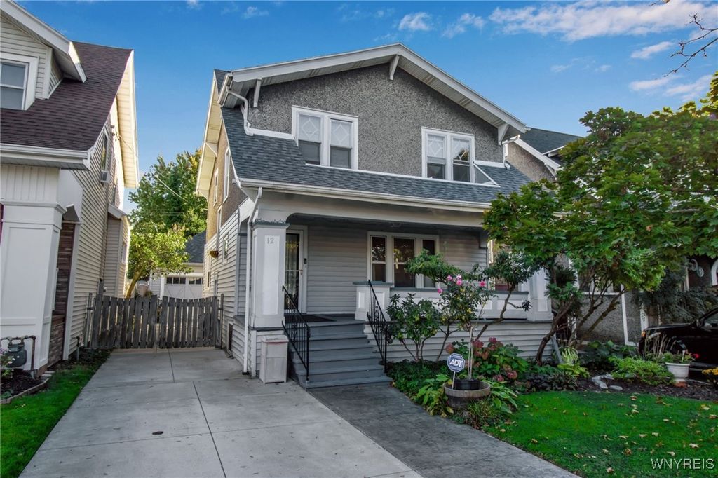 12 Colton Drive, Buffalo, NY 14216