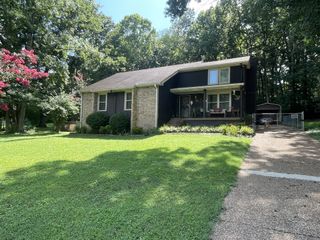 664 Mercer Dr, Hermitage, TN 37076