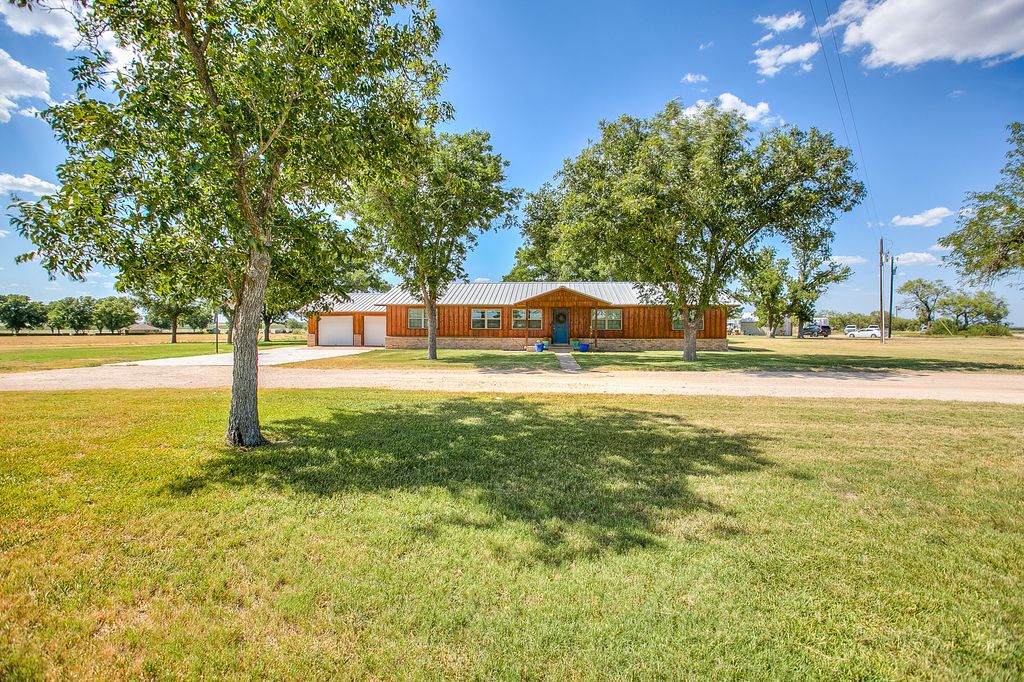 Image 1 of property listing at 4373 Third Road, San Angelo, TX 76905