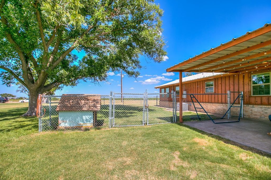 Image 35 of property listing at 4373 Third Road, San Angelo, TX 76905