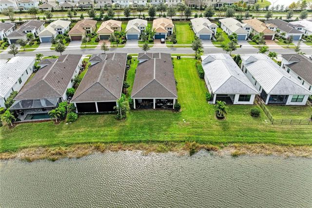 5209 BARNETT CIRCLE, Bradenton, FL 34211