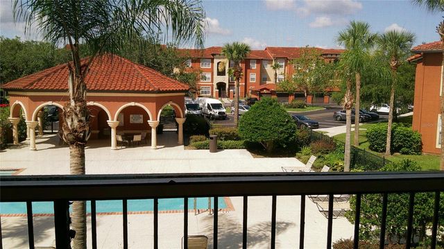5518 METROWEST BOULEVARD 207, Orlando, FL 32811