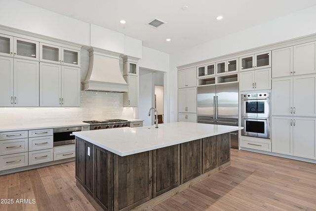 3326 S STUART Court, Gilbert, AZ 85297