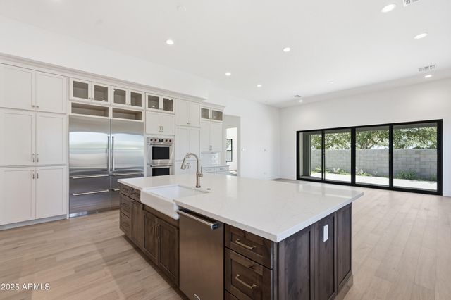 3326 S STUART Court, Gilbert, AZ 85297