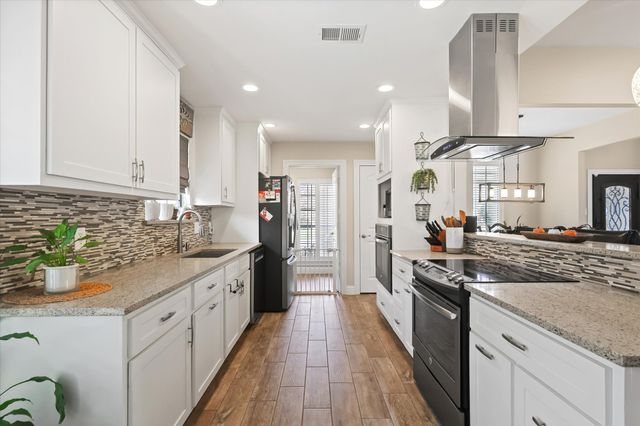 6508 Barfield Drive, Dallas, TX 75252