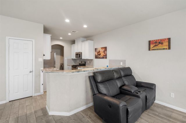 24716 Thornbluff Briar Trail, Houston, TX 77336