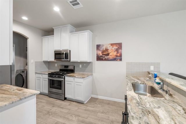 24716 Thornbluff Briar Trail, Houston, TX 77336