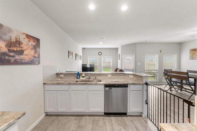 24716 Thornbluff Briar Trail, Houston, TX 77336