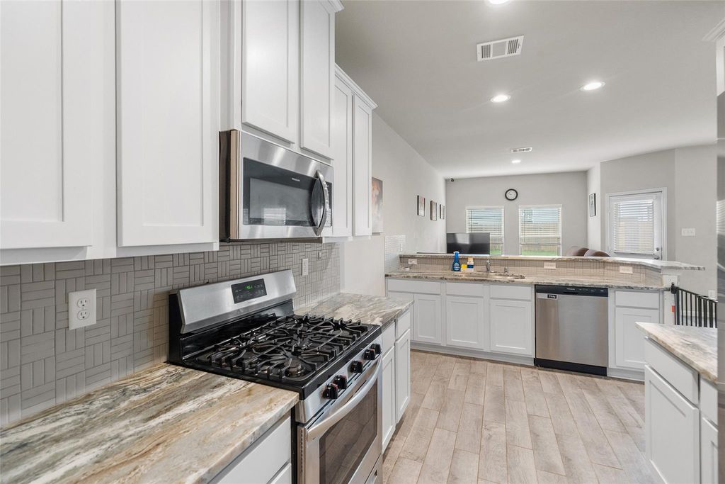 24716 Thornbluff Briar Trail, Houston, TX 77336