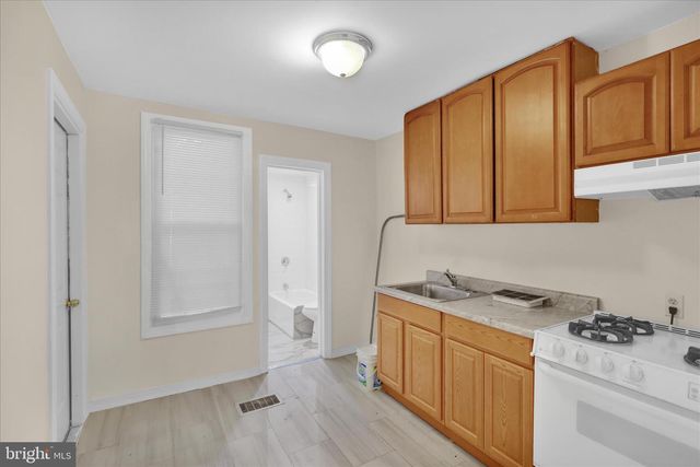 121 W ELM ST, Reading, PA 19601