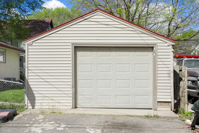 1814 4th Avenue N, Minneapolis, MN 55405