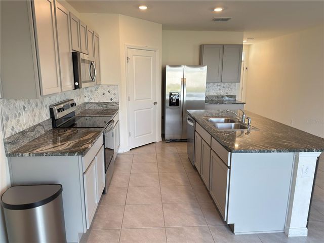 33333 FIELD MAPLE LOOP, Wesley Chapel, FL 33545