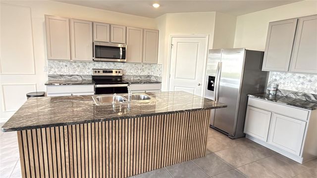 33333 FIELD MAPLE LOOP, Wesley Chapel, FL 33545