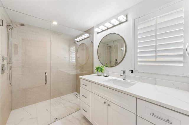 625 DUNDEE LANE, Holmes Beach, FL 34217