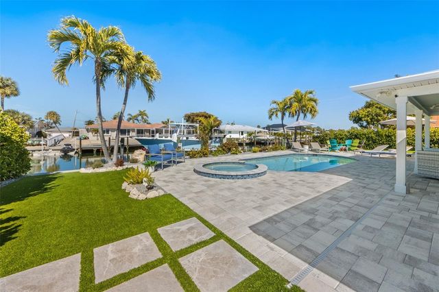 625 DUNDEE LANE, Holmes Beach, FL 34217