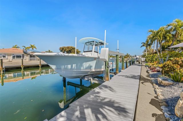 625 DUNDEE LANE, Holmes Beach, FL 34217