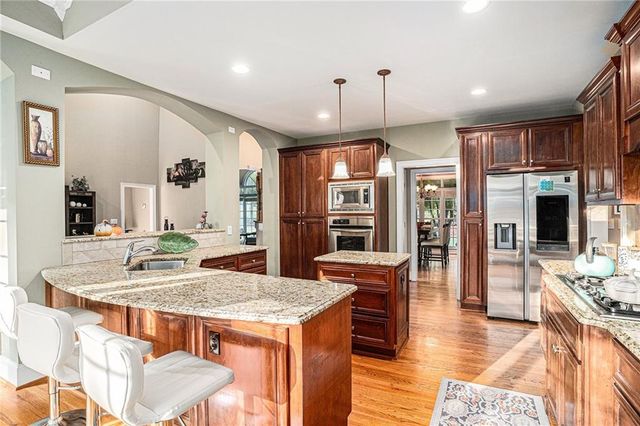 1523 Bent River Circle, Mcdonough, GA 30252